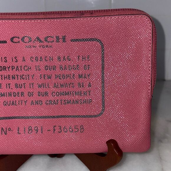 Coach Bag Purse Wristlet Leather Story Patch Saffiano Pink Large Clutch - Picture 3 of 15